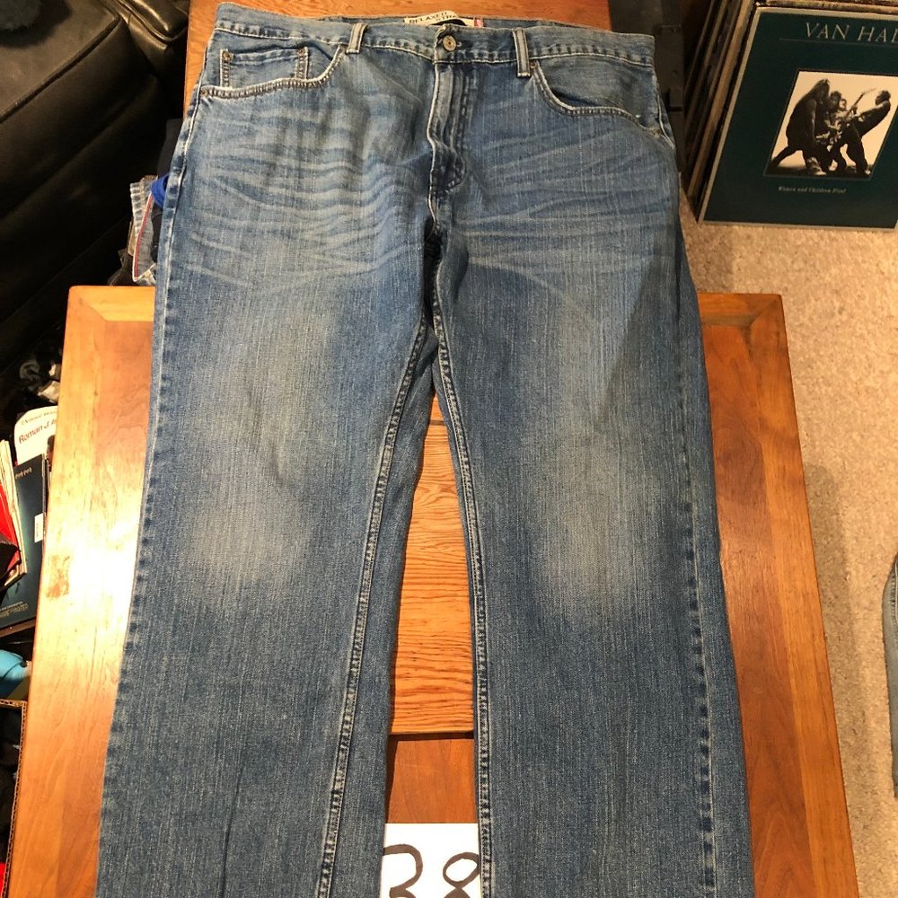 Mens Levis 559 Relaxed Straight Jeans Tagged Size 38x30